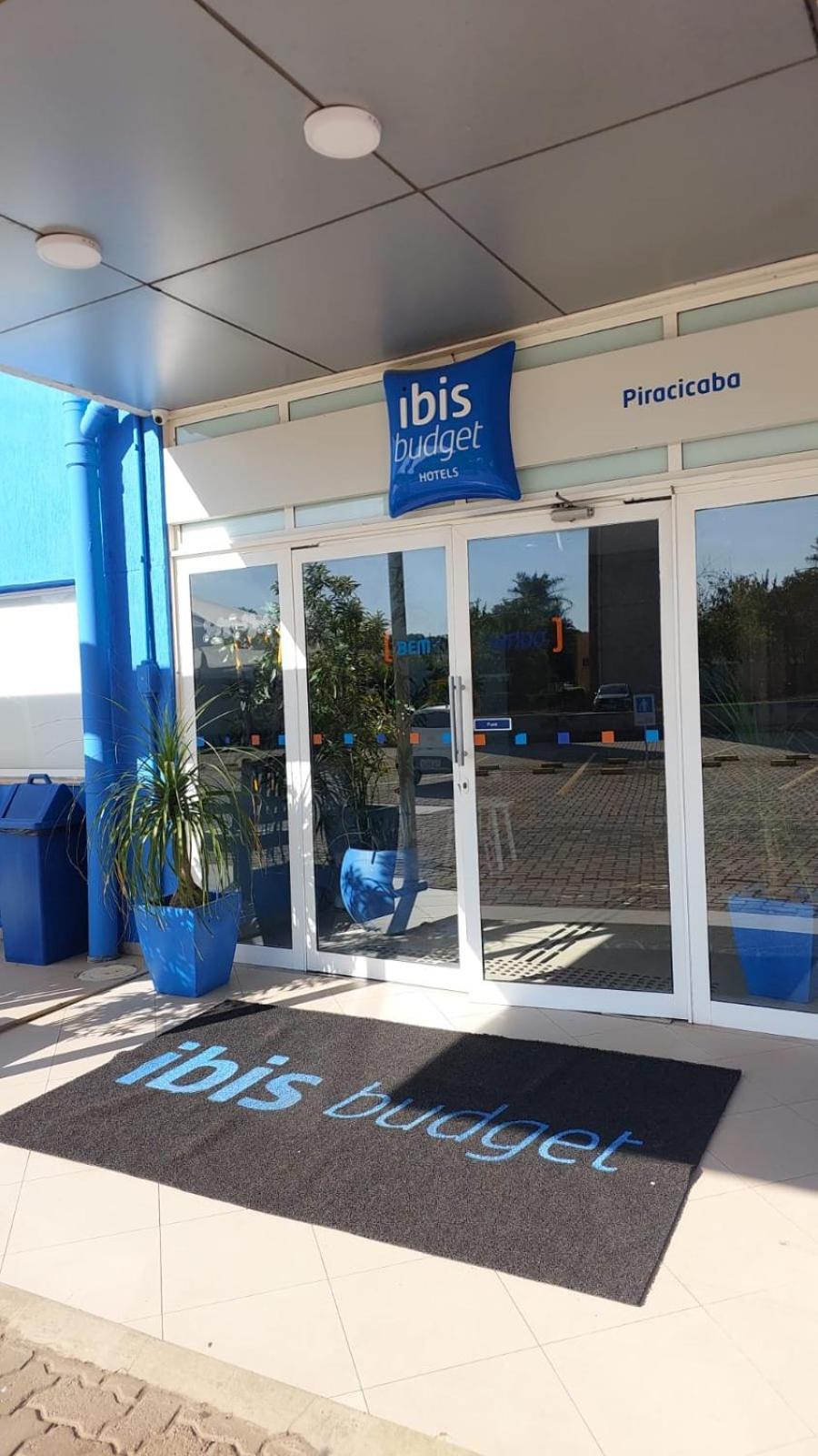 Ibis Budget Piracicaba Bagian luar foto