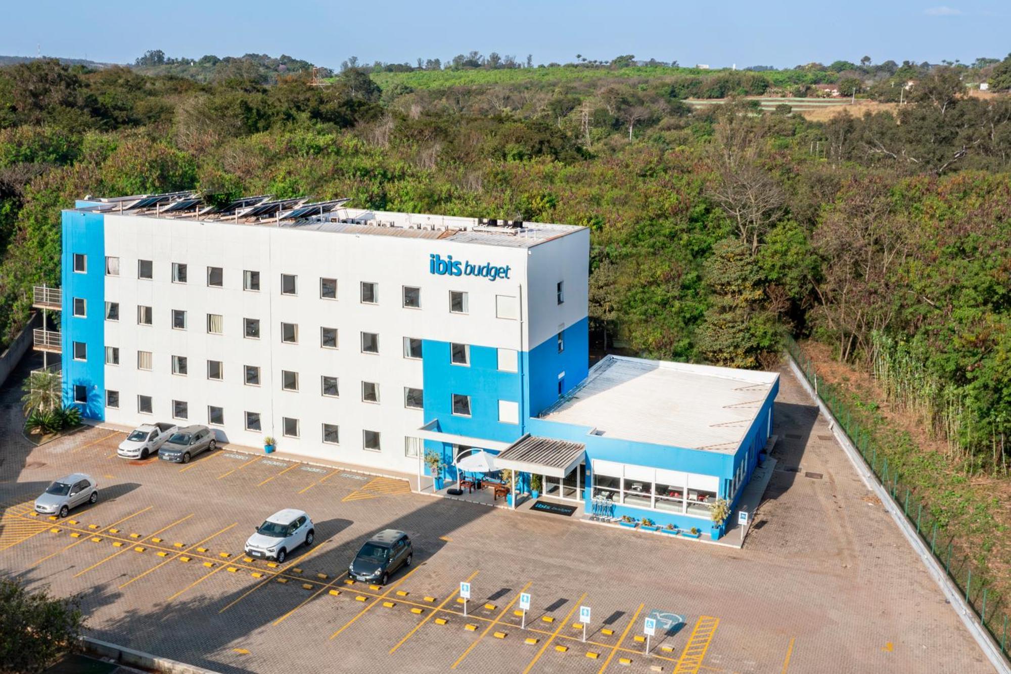 Ibis Budget Piracicaba Bagian luar foto